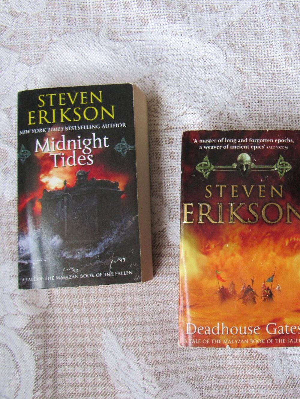 3 books: Steven Erikson: A tale of the Malazan